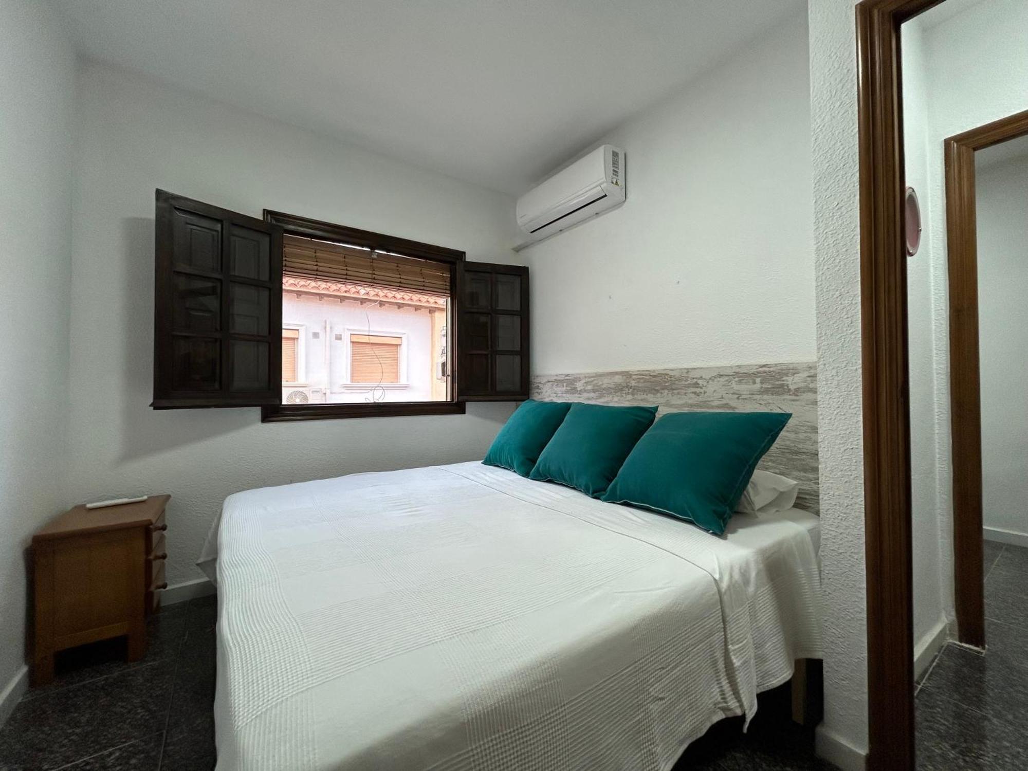 Bungalow Pasaje Ceuta ตอร์เรเวียคา ภายนอก รูปภาพ