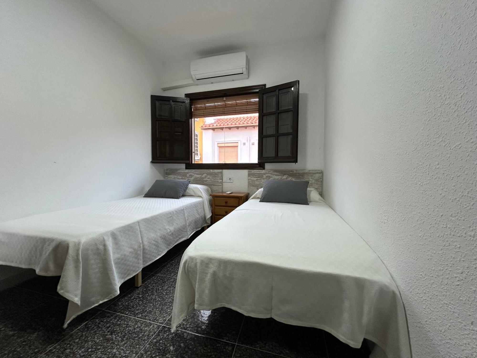 Bungalow Pasaje Ceuta ตอร์เรเวียคา ภายนอก รูปภาพ